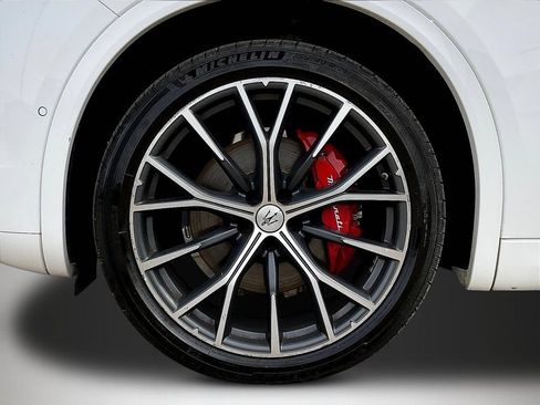 Used 2023 Maserati Grecale Modena AWD/4WD image 34
