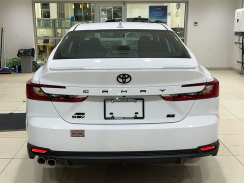 New 2026 Toyota Camry SE w/ Convenience Package image 7