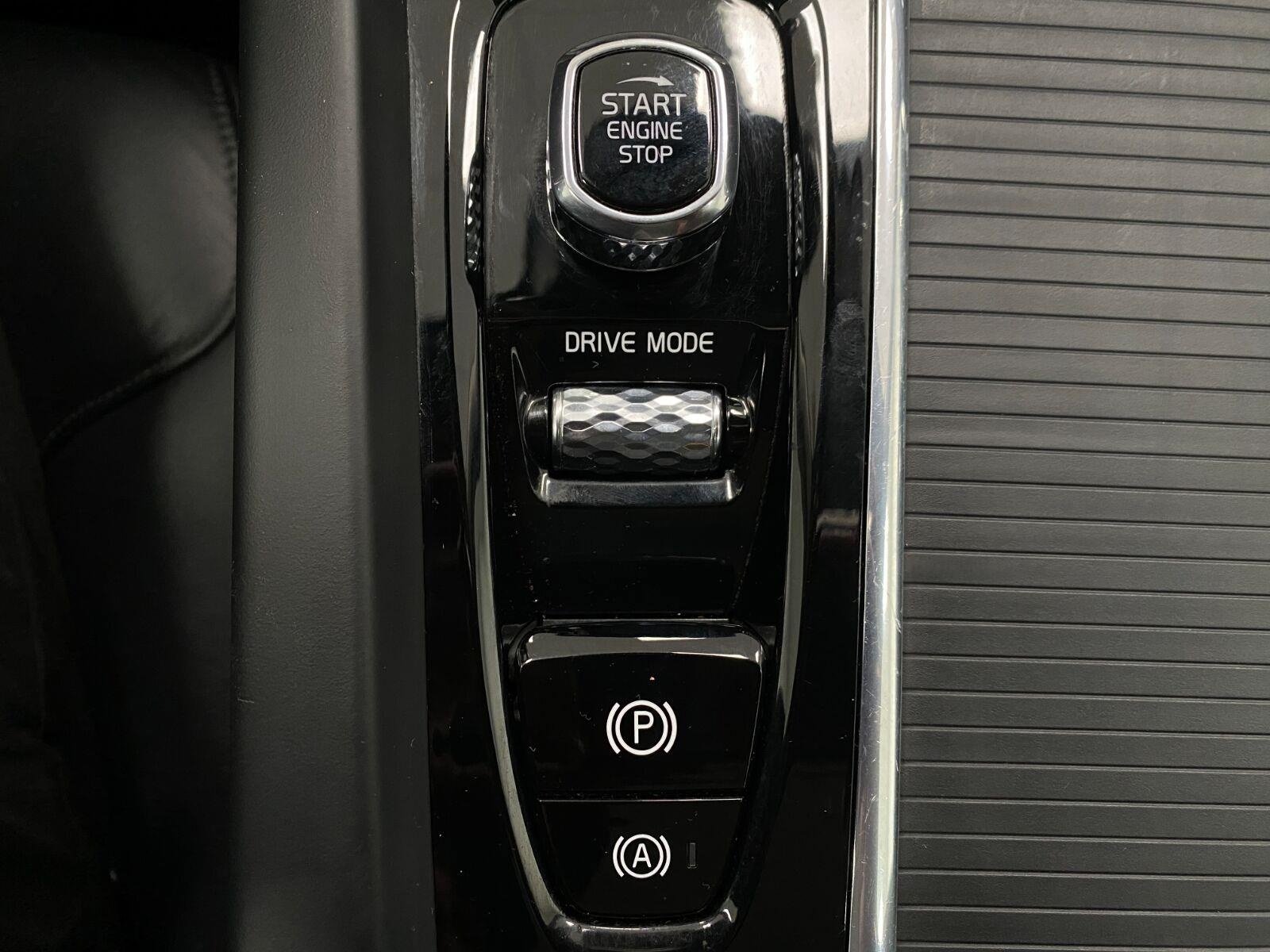 Used 2020 Volvo S60 T6 Momentum AWD/4WD image 24