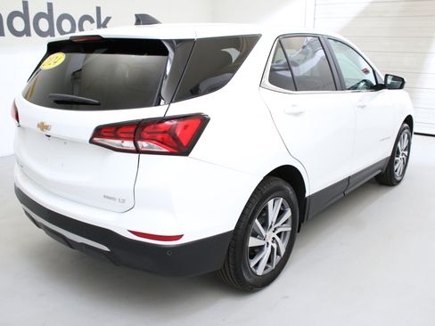 Certified 2024 Chevrolet Equinox LT AWD/4WD image 8
