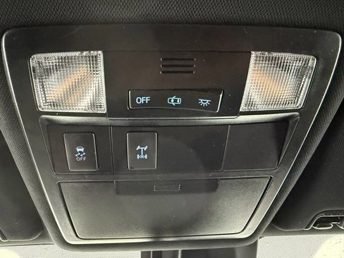 Used 2019 Toyota Tacoma TRD Off-Road image 20