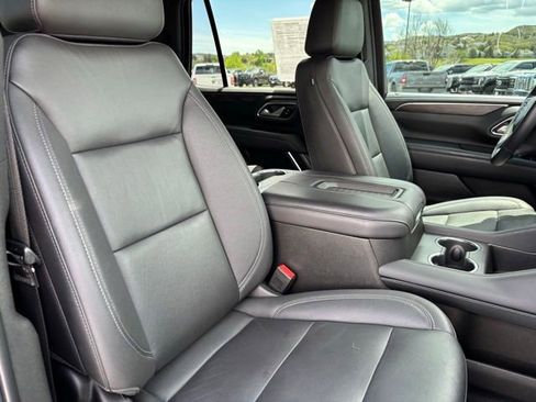 Used 2022 Chevrolet Tahoe Z71 w/ Z71 Off-Road Package AWD/4WD image 26