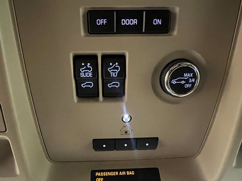 Used 2019 Chevrolet Tahoe Premier w/ Max Trailering Package image 55