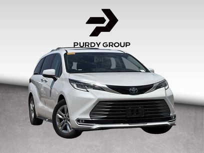 Certified 2023 Toyota Sienna Limited