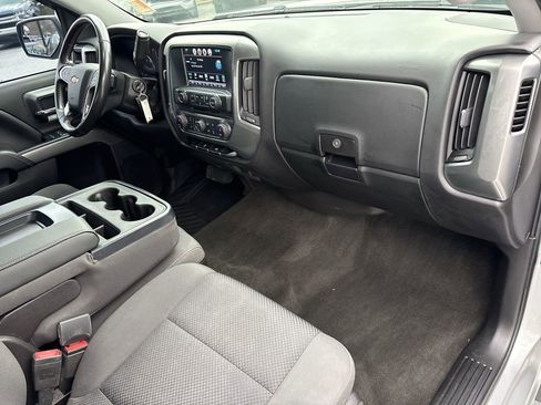 Certified 2018 Chevrolet Silverado 1500 LT w/ All Star Edition image 28