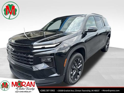 Used 2024 Chevrolet Traverse LT w/ Midnight/Sport Edition FWD image 1
