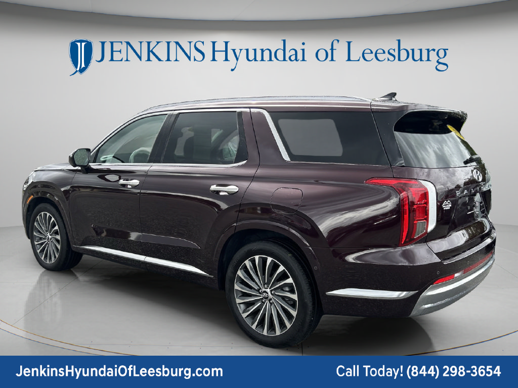 Certified 2024 Hyundai Palisade Calligraphy FWD image 7