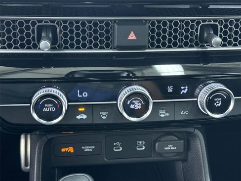 Used 2025 Honda Civic Sport image 26