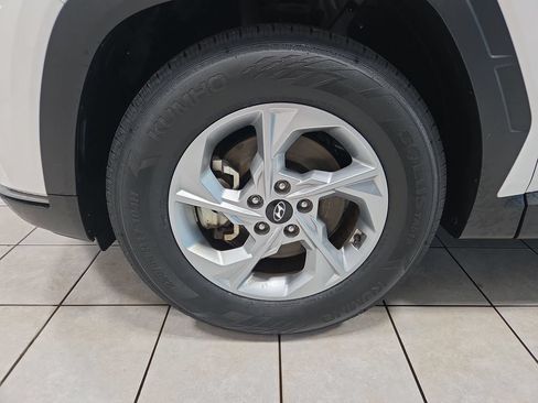 Used 2024 Hyundai Tucson SEL FWD image 41