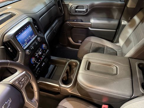Used 2022 Chevrolet Silverado 1500 RST AWD/4WD image 32