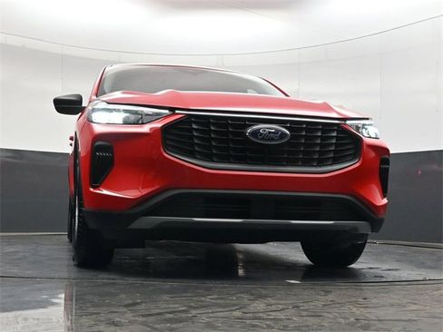 Used 2024 Ford Escape Active w/ Cold Weather Package image 28