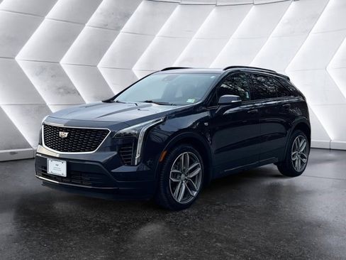 Certified 2022 Cadillac XT4 Sport image 2