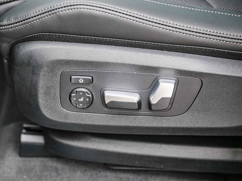 New 2026 BMW X5 xDrive50e w/ M Sport Package image 20