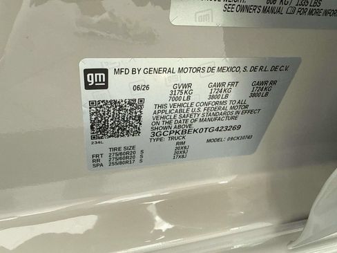 New 2026 Chevrolet Silverado 1500 Custom w/ LPO, Dark Essentials Package AWD/4WD image 18