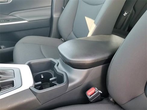 Used 2025 Toyota RAV4 LE image 19