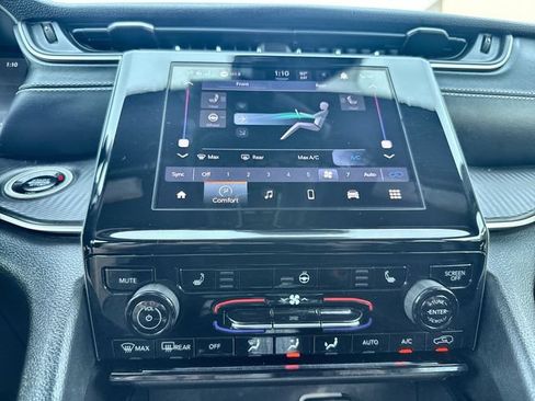 Used 2024 Jeep Grand Cherokee L Laredo AWD/4WD image 18