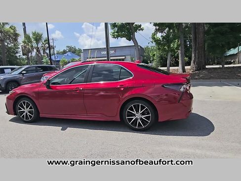 Used 2023 Toyota Camry SE FWD image 23