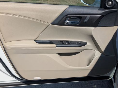 Used 2014 Honda Accord EX-L image 14