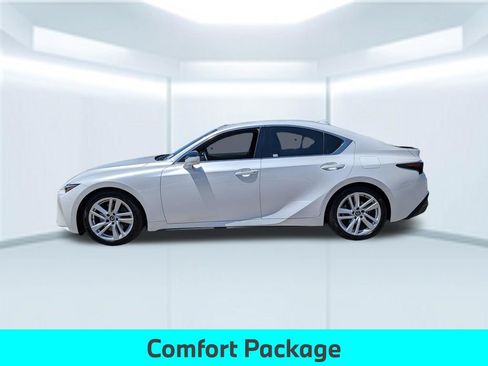 Used 2023 Lexus IS 300 w/ Comfort Package RWD image 2