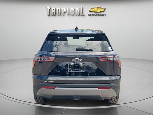 New 2027 Chevrolet Equinox LT FWD image 4