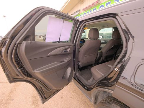 Used 2025 Chevrolet TrailBlazer LT image 28