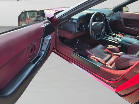 Used 1993 Chevrolet Corvette Convertible RWD image 21