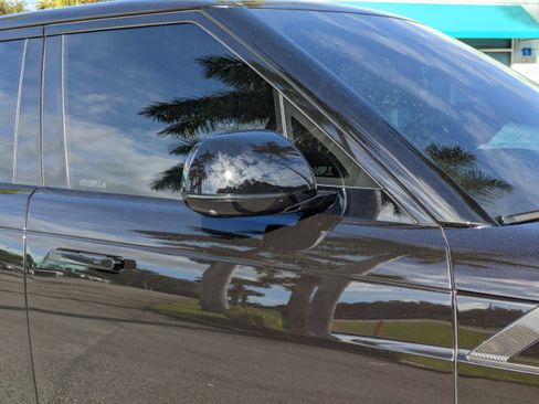 Used 2024 Land Rover Range Rover Sport image 11