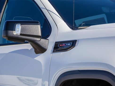 New 2025 GMC Sierra 1500 AT4X image 3