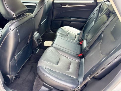 Used 2019 Ford Fusion Titanium FWD image 26