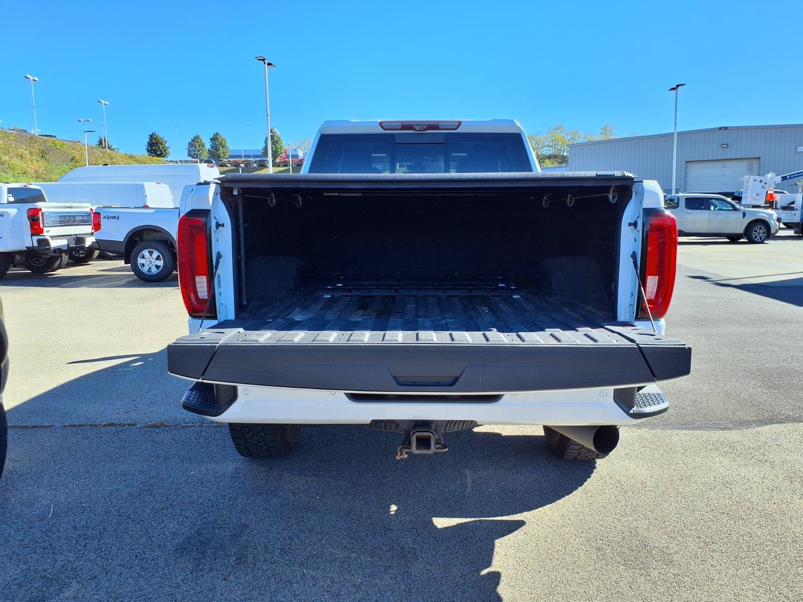 Used 2020 GMC Sierra 2500 AT4 w/ AT4 Premium Package AWD/4WD image 19