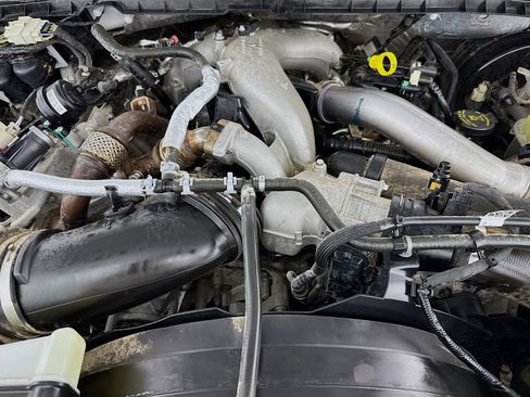 Used 2024 Ford F350 XLT image 35