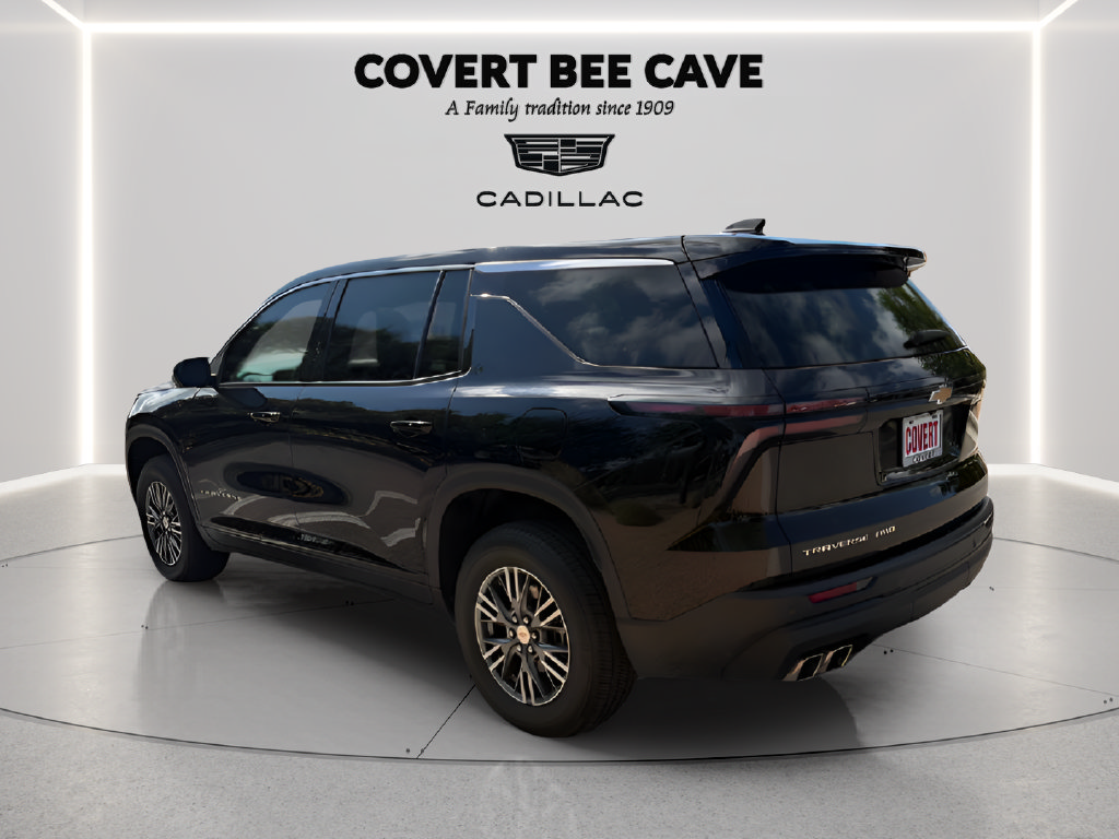Used 2024 Chevrolet Traverse LS AWD/4WD image 8