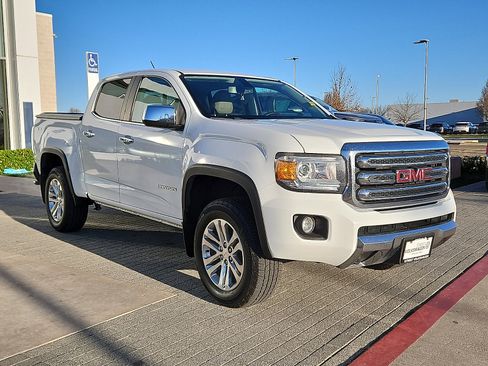Used 2018 GMC Canyon SLT w/ Trailering Package image 4