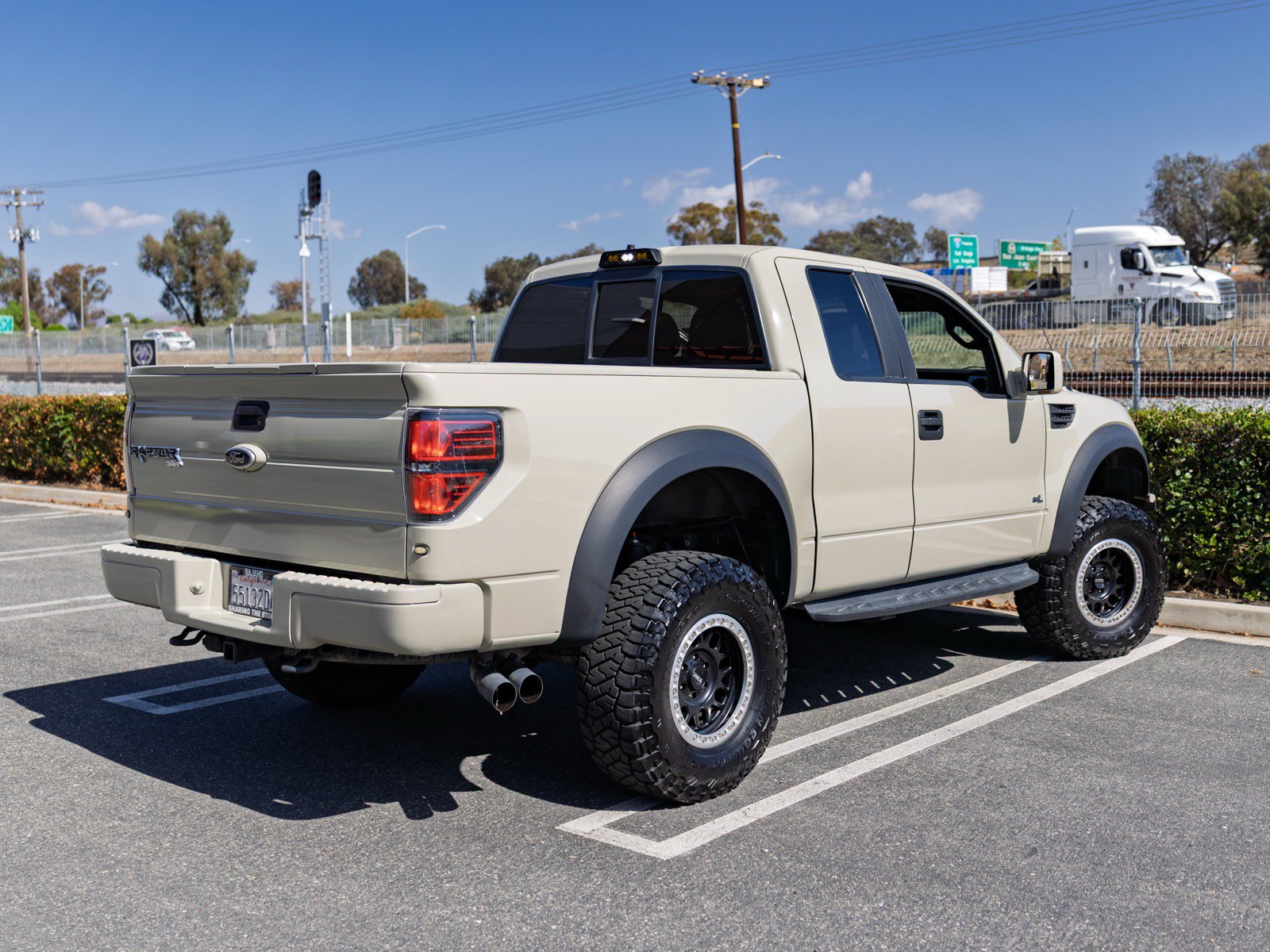 Used 2012 Ford F150 Raptor w/ Raptor Luxury Pkg AWD/4WD image 5