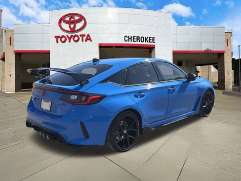 Used 2023 Honda Civic Type R image 5