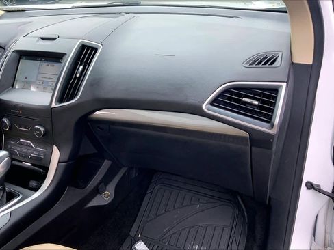 Used 2017 Ford Edge SEL w/ Equipment Group 201A image 19