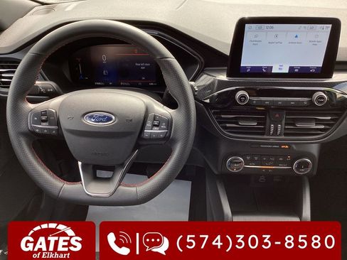 Used 2025 Ford Escape ST-Line image 17