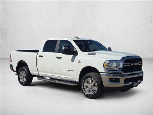 Used 2024 RAM 2500 Big Horn image 3