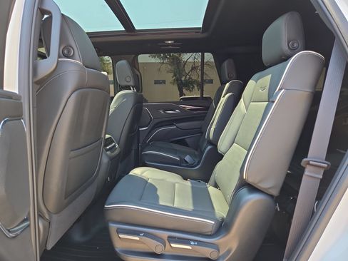 Used 2024 Cadillac Escalade Sport w/ Touring Package RWD image 13