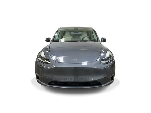 Certified 2023 Tesla Model Y Long Range AWD/4WD image 2