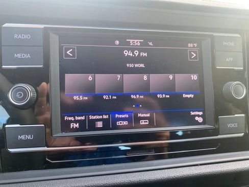 Used 2023 Volkswagen Jetta Sport FWD image 19