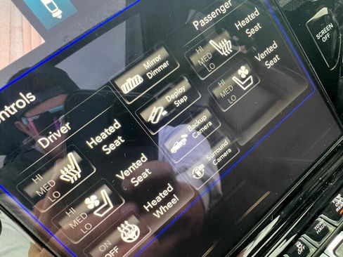 Used 2019 RAM 1500 Limited w/ Advanced Safety Group image 24