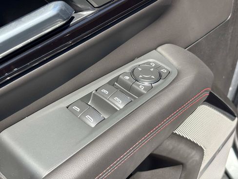 Used 2026 GMC Yukon AT4 Ultimate w/ LPO, Floor Liner Package AWD/4WD image 14