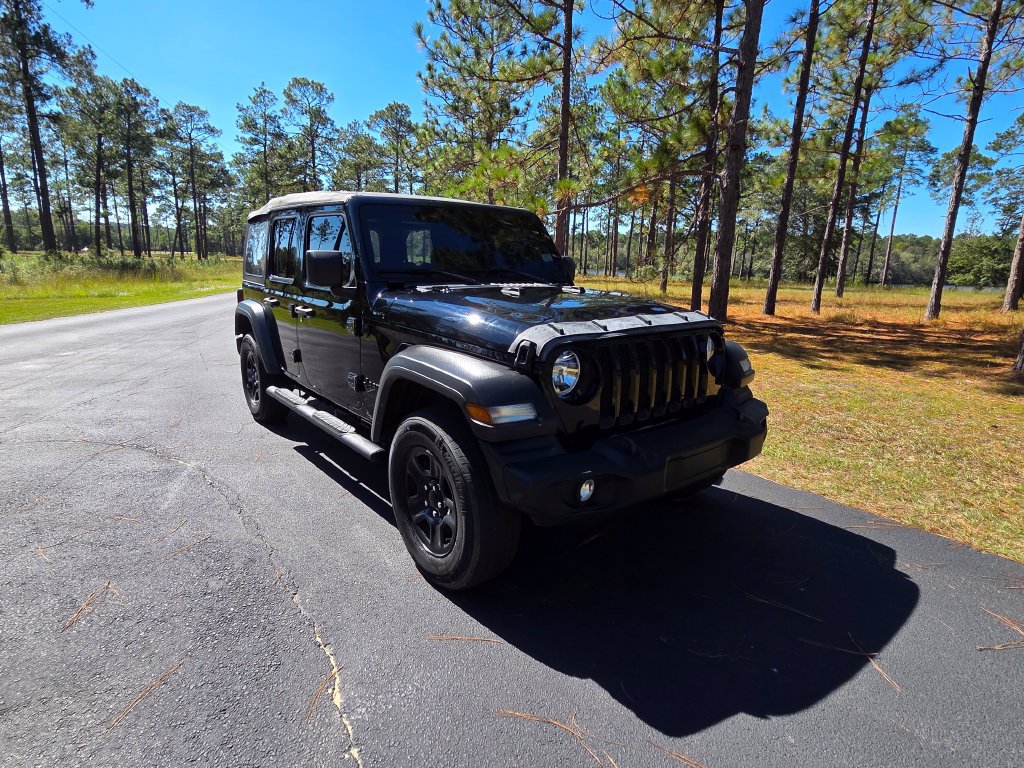 Used 2023 Jeep Wrangler Unlimited Sport AWD/4WD image 7