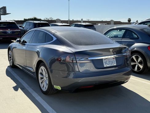 Used 2017 Tesla Model S AWD image 4