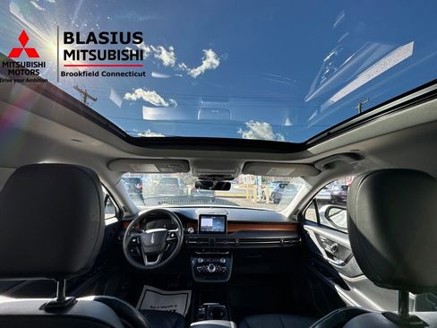 Used 2021 Lincoln Corsair Reserve image 33