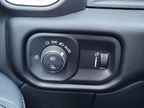 Certified 2025 RAM 2500 Big Horn AWD/4WD image 14