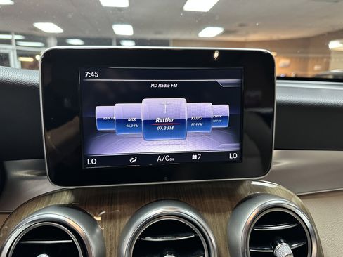 Used 2018 Mercedes-Benz GLC 300 image 15