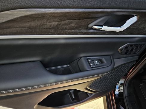 New 2026 Jeep Grand Cherokee Limited AWD/4WD image 13