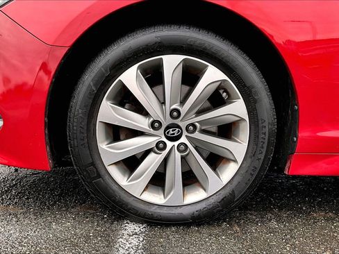 Used 2017 Hyundai Sonata Sport w/ Value Edition Package 02 image 9